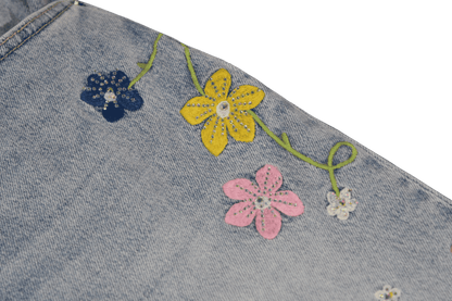 Jeans margherite ricamate e Swaroski