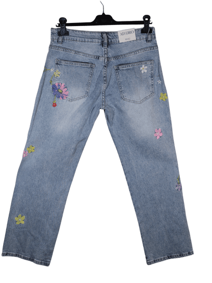 Jeans margherite ricamate e Swaroski