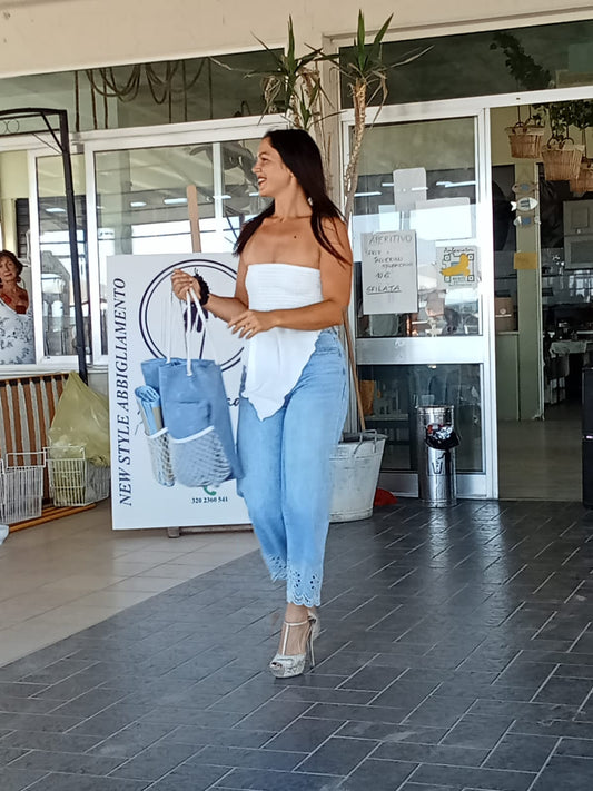 foto top e jeans