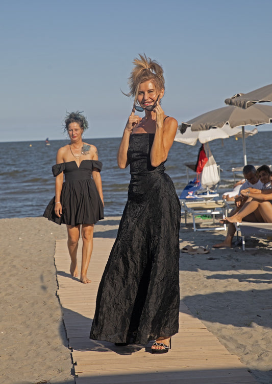 foto vestito nero elegante
